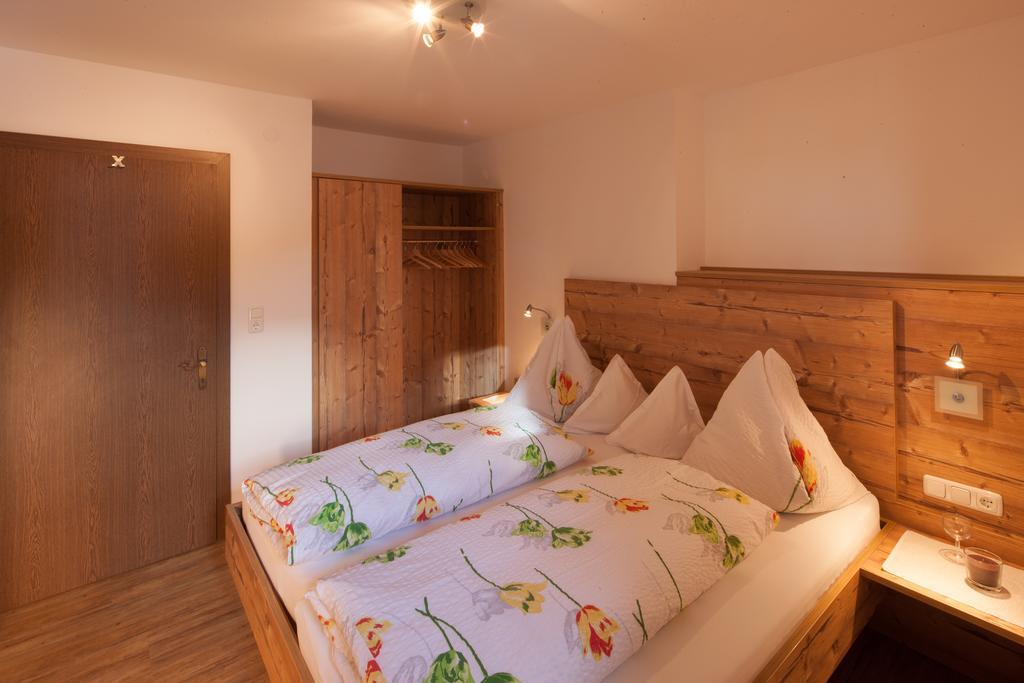 Appartements Al Castagno Ehrwald Exteriér fotografie