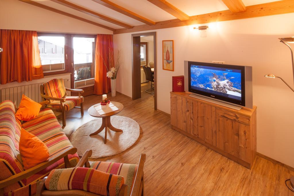 Appartements Al Castagno Ehrwald Exteriér fotografie